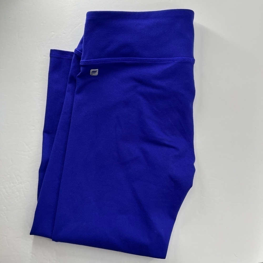 Fabletics Blue Capri Leggings/Activewear Ladies Small?